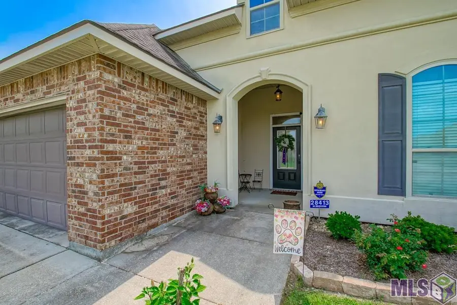28413 Grand Turk Dr, Denham Springs, LA 70726 - #2