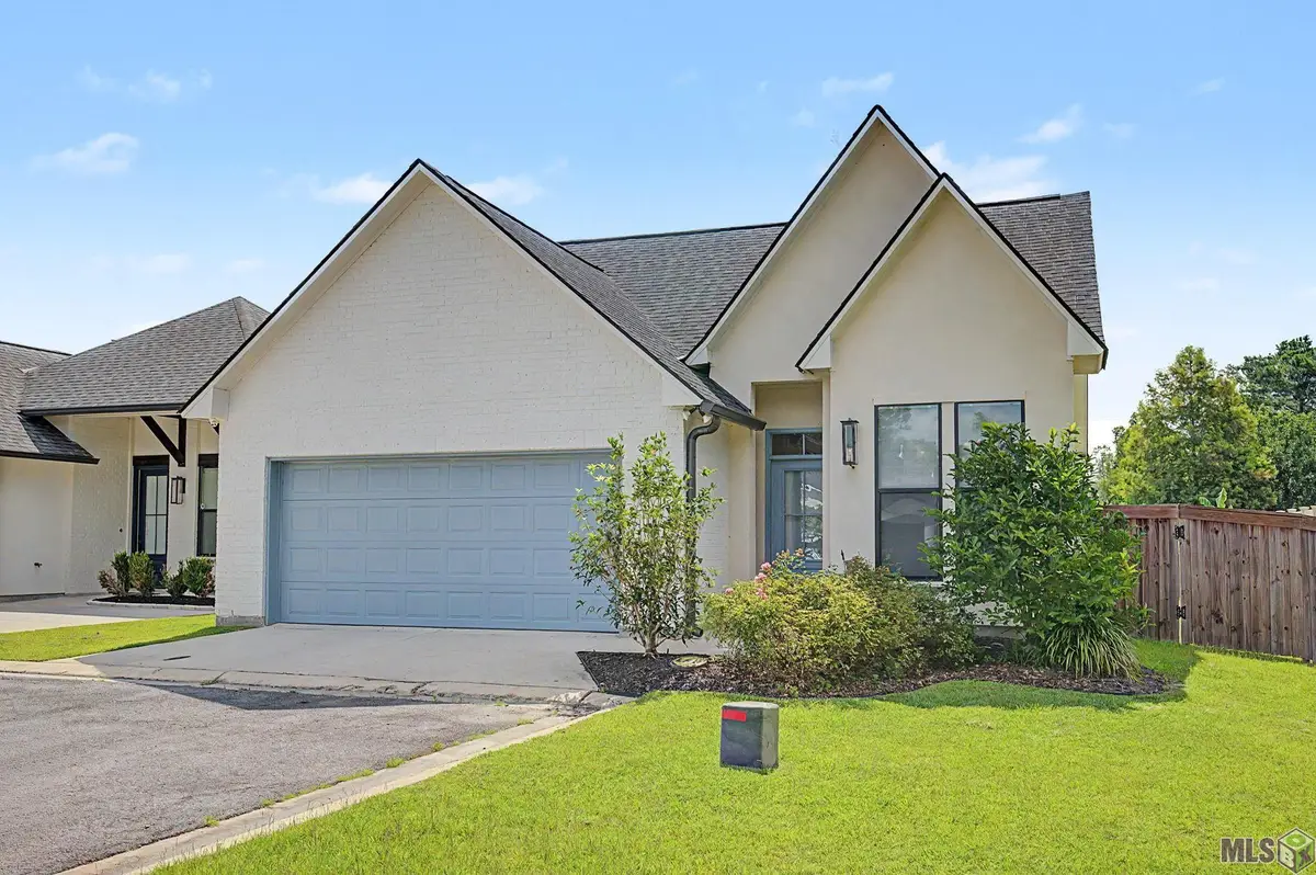3861 Villa Michel Dr, Baton Rouge, LA 70817 - #1