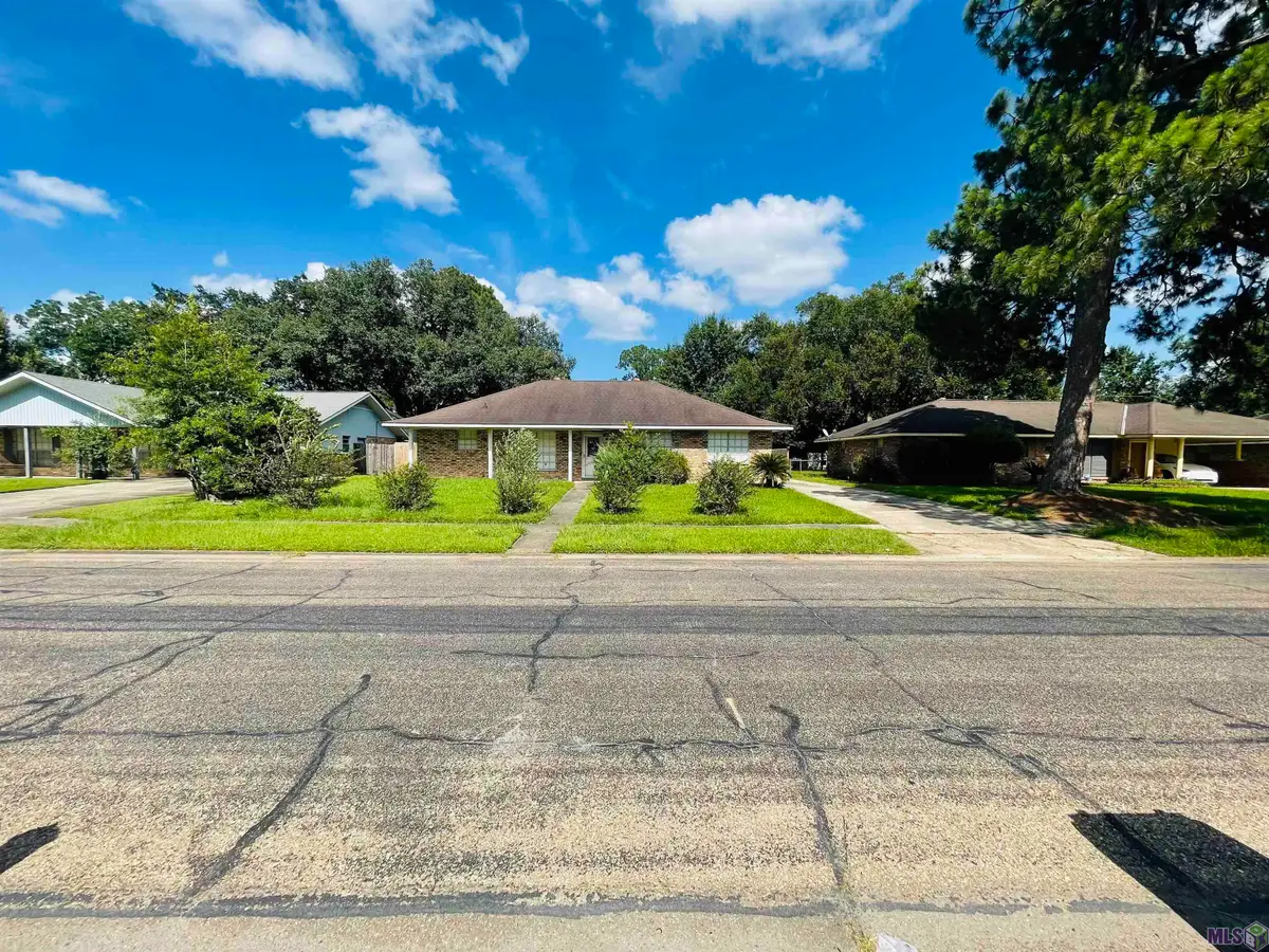 4036 Ridgemont Dr, Baton Rouge, LA 70814 - #1