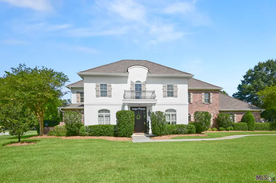 24149 Ferry Landing Dr, Denham Springs, LA 70726 - #2