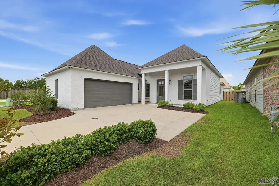 564 Silverbill Ln, Baton Rouge, LA 70810 - #2