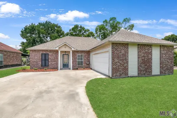 13449 Orleans Dr, Gonzales, LA 70737