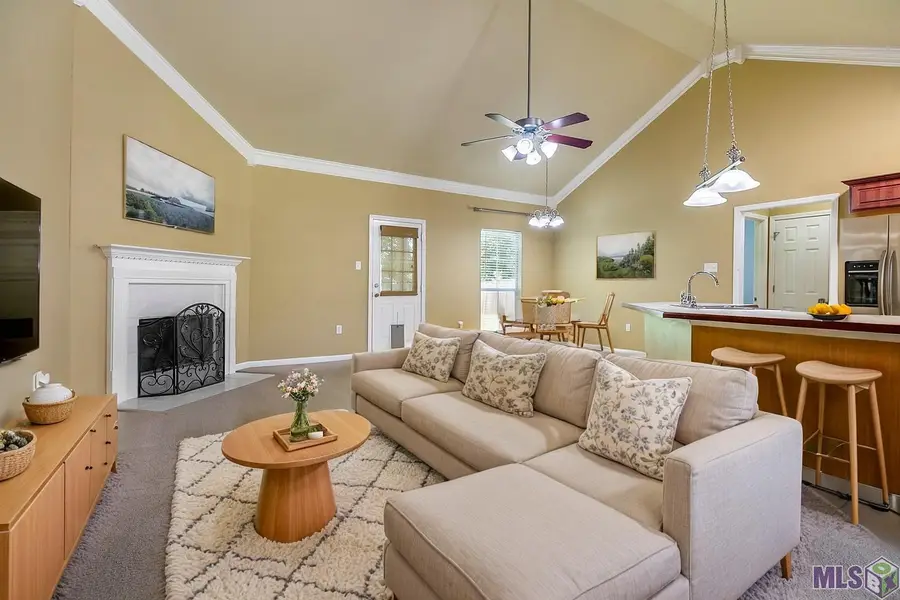 13449 Orleans Dr, Gonzales, LA 70737 - #2
