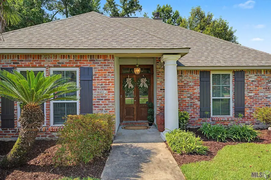 7352 Lake Meadow Dr, Denham Springs, LA 70706 - #2