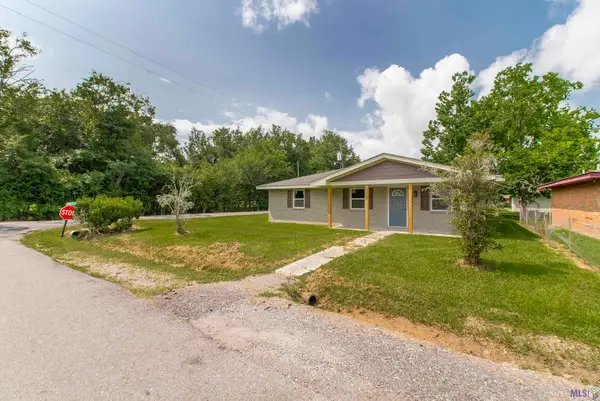 210 Sparrow St, Labadieville, LA 70372