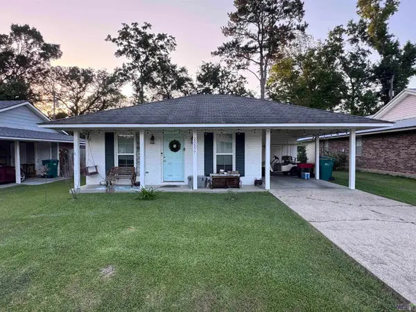 25577 Rosedown Dr, Denham Springs, LA 70726