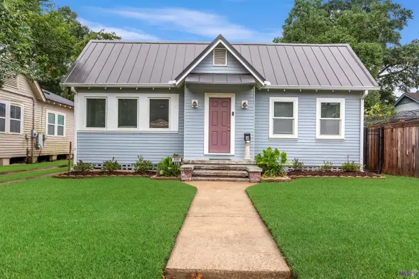 128 Hearthstone Dr, Baton Rouge, LA 70806