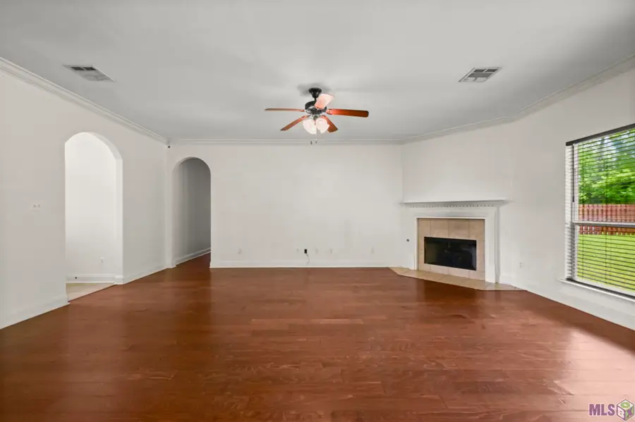 13638 Cantebury Ave, Denham Springs, LA 70726 - #2