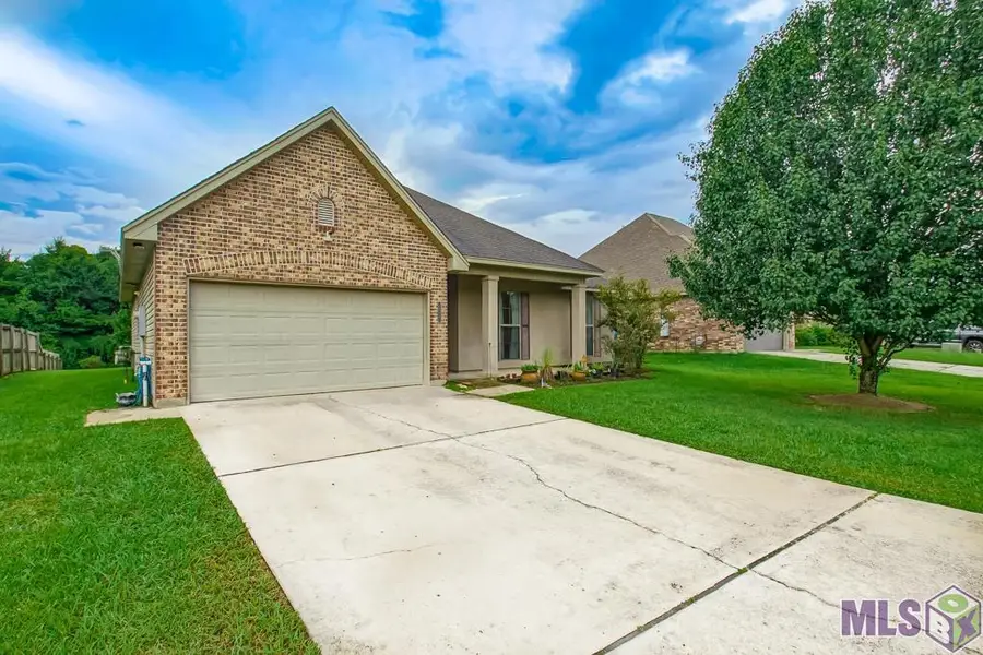 28323 Grand Turk Dr, Denham Springs, LA 70726 - #3