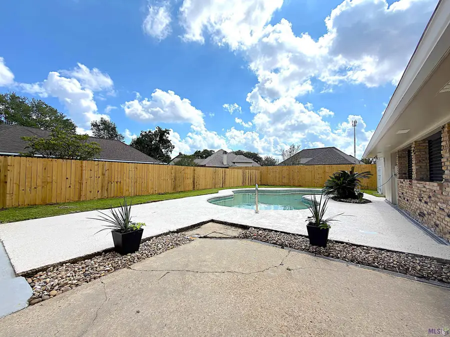 5029 Herridge Dr, Baton Rouge, LA 70817 - #3