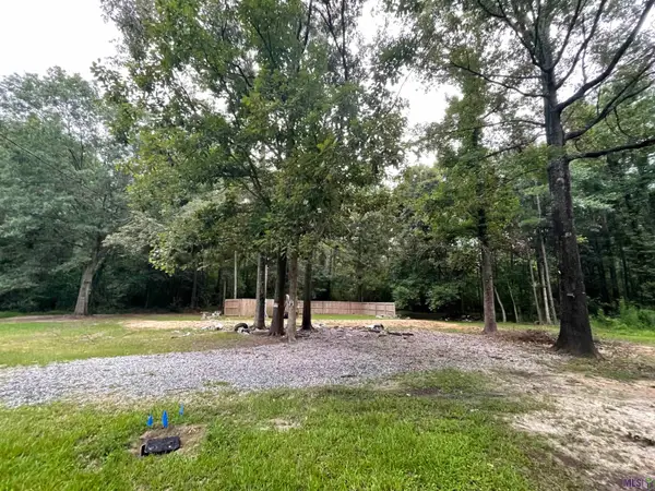 26862 Jennifer Ln, Denham Springs, LA 70726