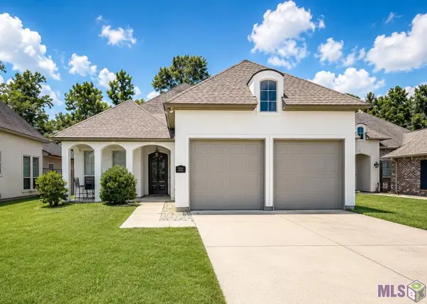 12199 Deventer Dr, Geismar, LA 70734