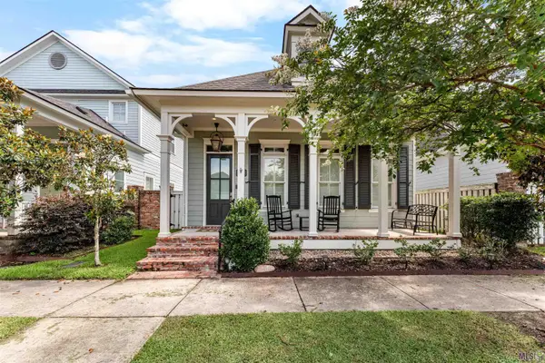 1137 Memorial Square, Zachary, LA 70791