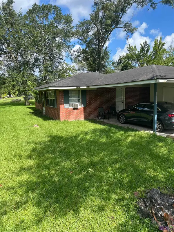 13309 Oreal Bourgeois Rd, Gonzales, LA 70737
