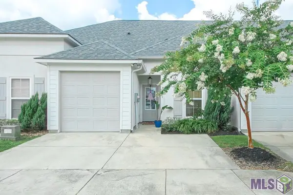 8136 Village Lake Ave, Baton Rouge, LA 70820