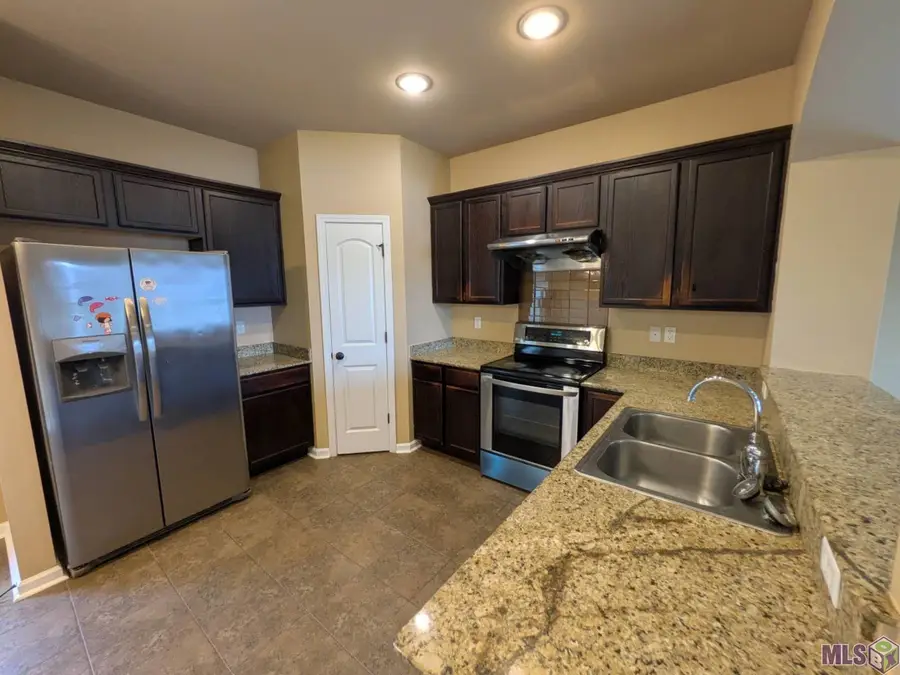 6916 Silver Springs Dr, Central, LA 70739 - #3