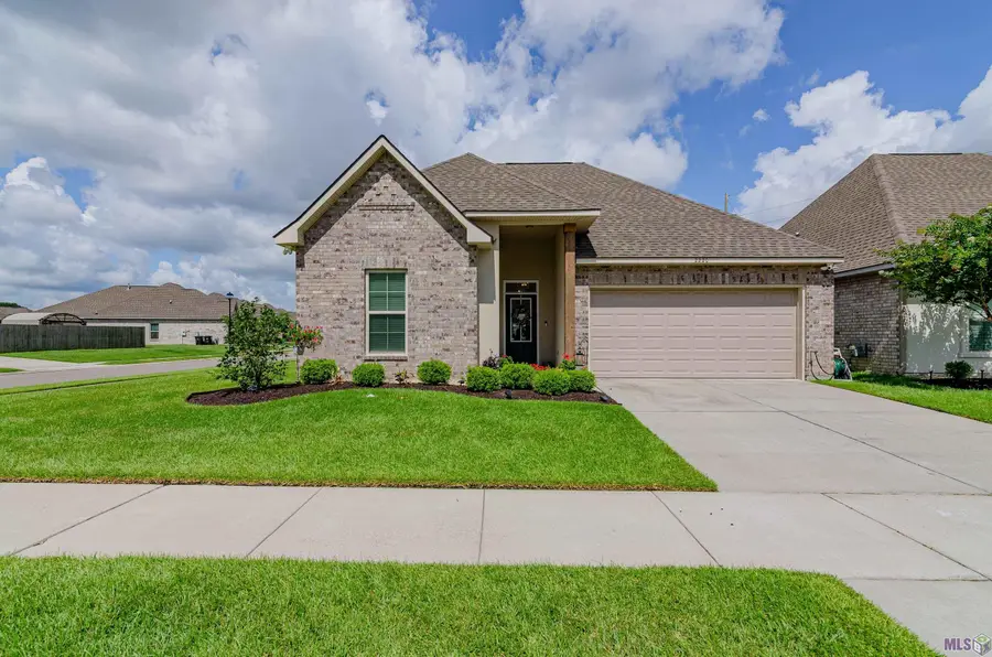 2220 Bald Cypress Dr, Baton Rouge, LA 70816 - #3