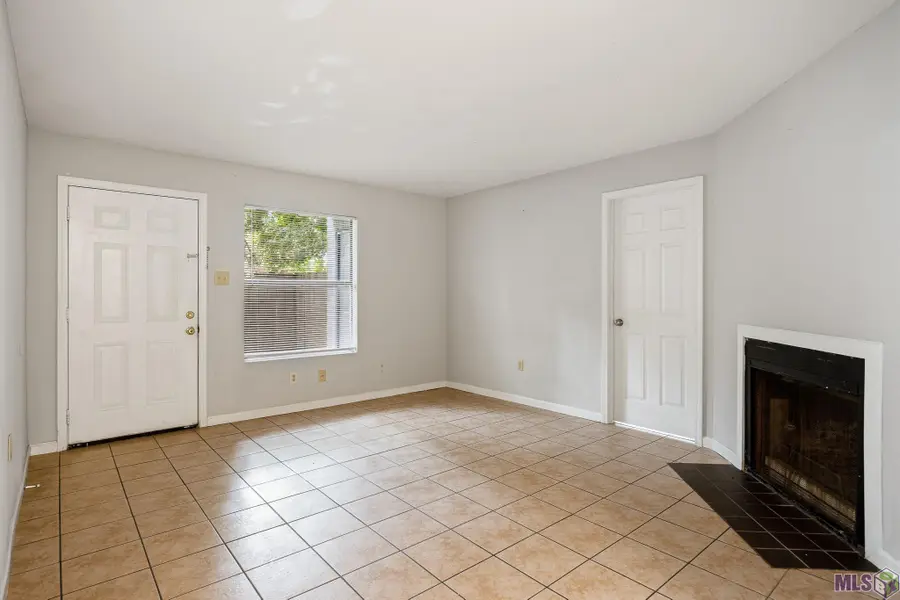 844 Hammond Manor Dr, Baton Rouge, LA 70816 - #3