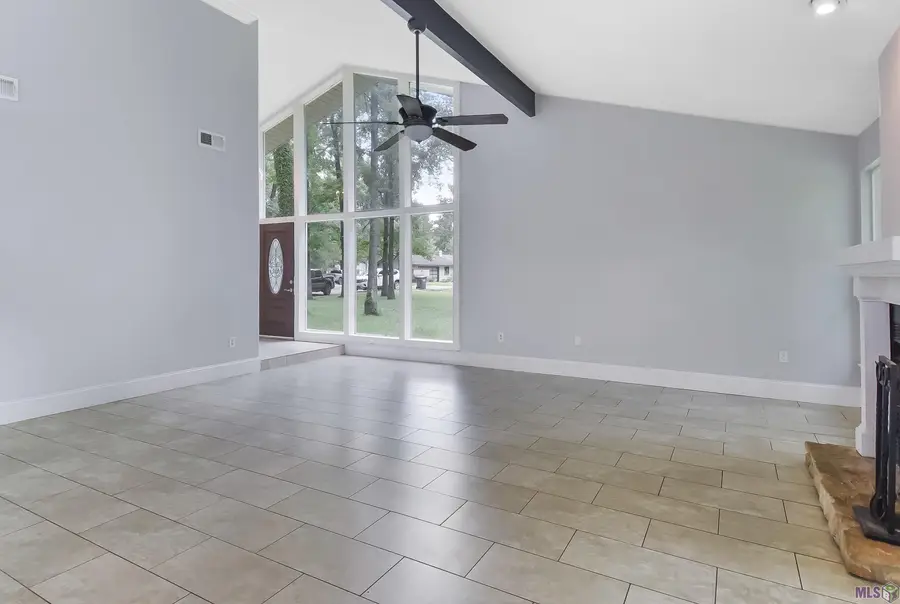10560 Shadowlake Dr, Geismar, LA 70734 - #2