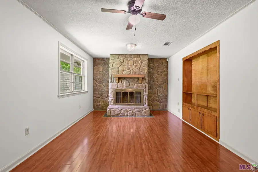 1115 Hatchell Ln, Denham Springs, LA 70726 - #3