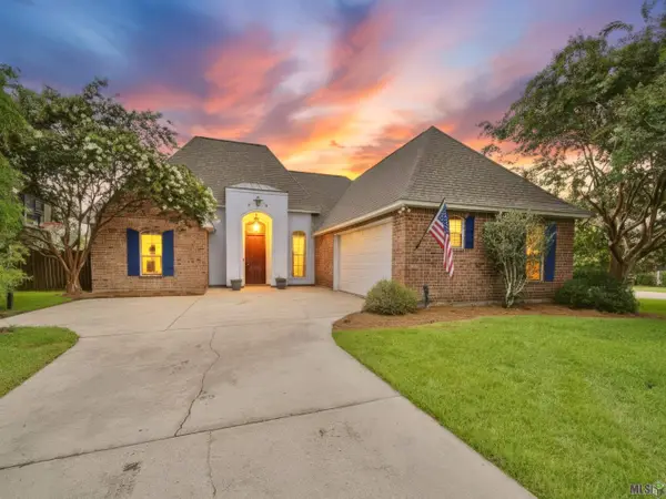 38631 Red Bud Ln, Denham Springs, LA 70706