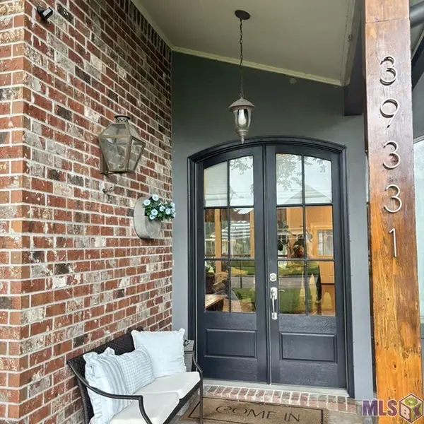 39331 Meadowbrook Ave, Prairieville, LA 70769