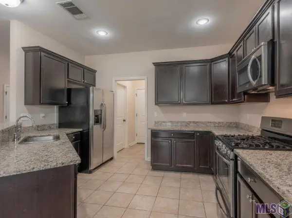 42239 Marblestone Ave, Prairieville, LA 70769
