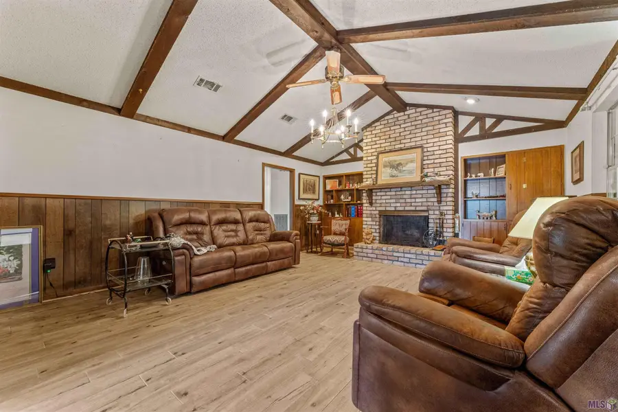 12674 S Highmeadow Ct, Baton Rouge, LA 70816 - #2