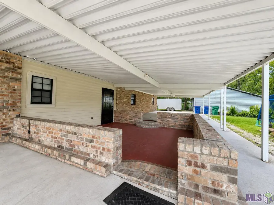 76950 Dewey Dr, Grosse Tete, LA 70740 - #3