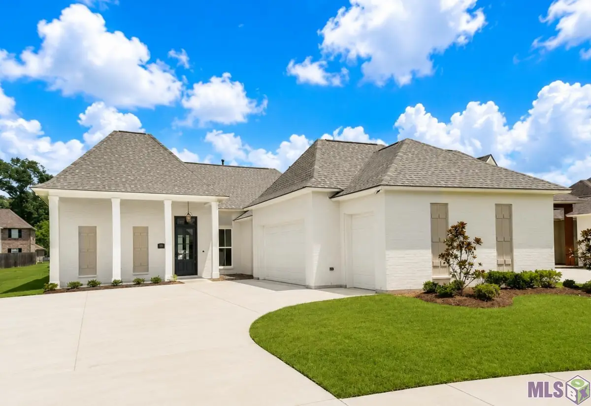 38158 Sweet Briar Dr, Prairieville, LA 70769 - #1