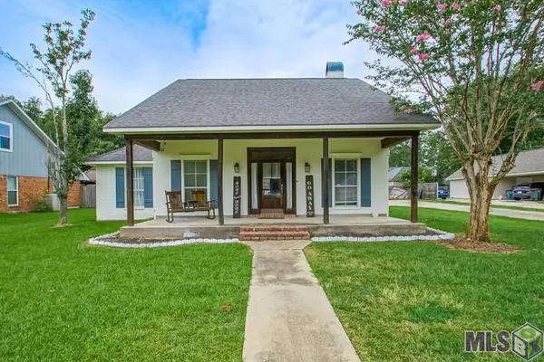 5723 Sophie Anne Dr, Zachary, LA 70791