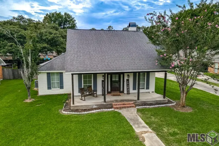 5723 Sophie Anne Dr, Zachary, LA 70791 - #2