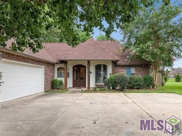 2502 Shady Bend Ct, Zachary, LA 70791