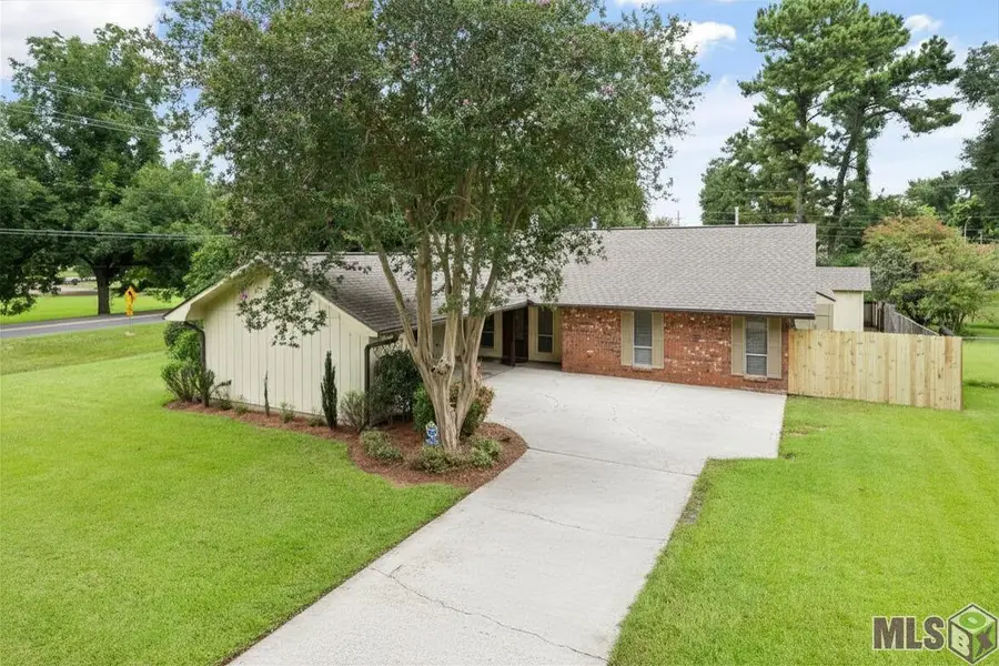 9321 Wesson St, Baton Rouge, LA 70809 - #2