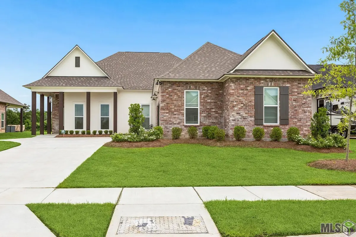 9934 Oak Colony Dr, Baton Rouge, LA 70817 - #1