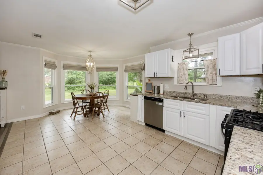 16436 Spanish Ct, Greenwell Springs, LA 70739 - #3