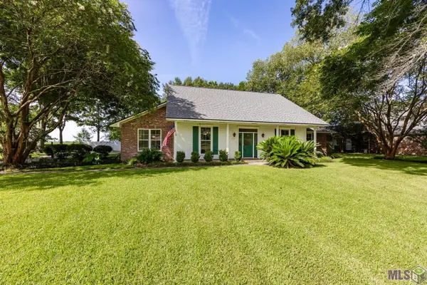 3171 Emily Dr, Port Allen, LA 70767