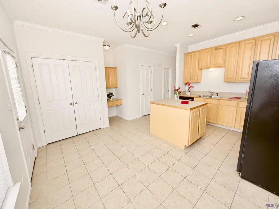 4000 Lake Beau Pre #14, Baton Rouge, LA 70820 - #3