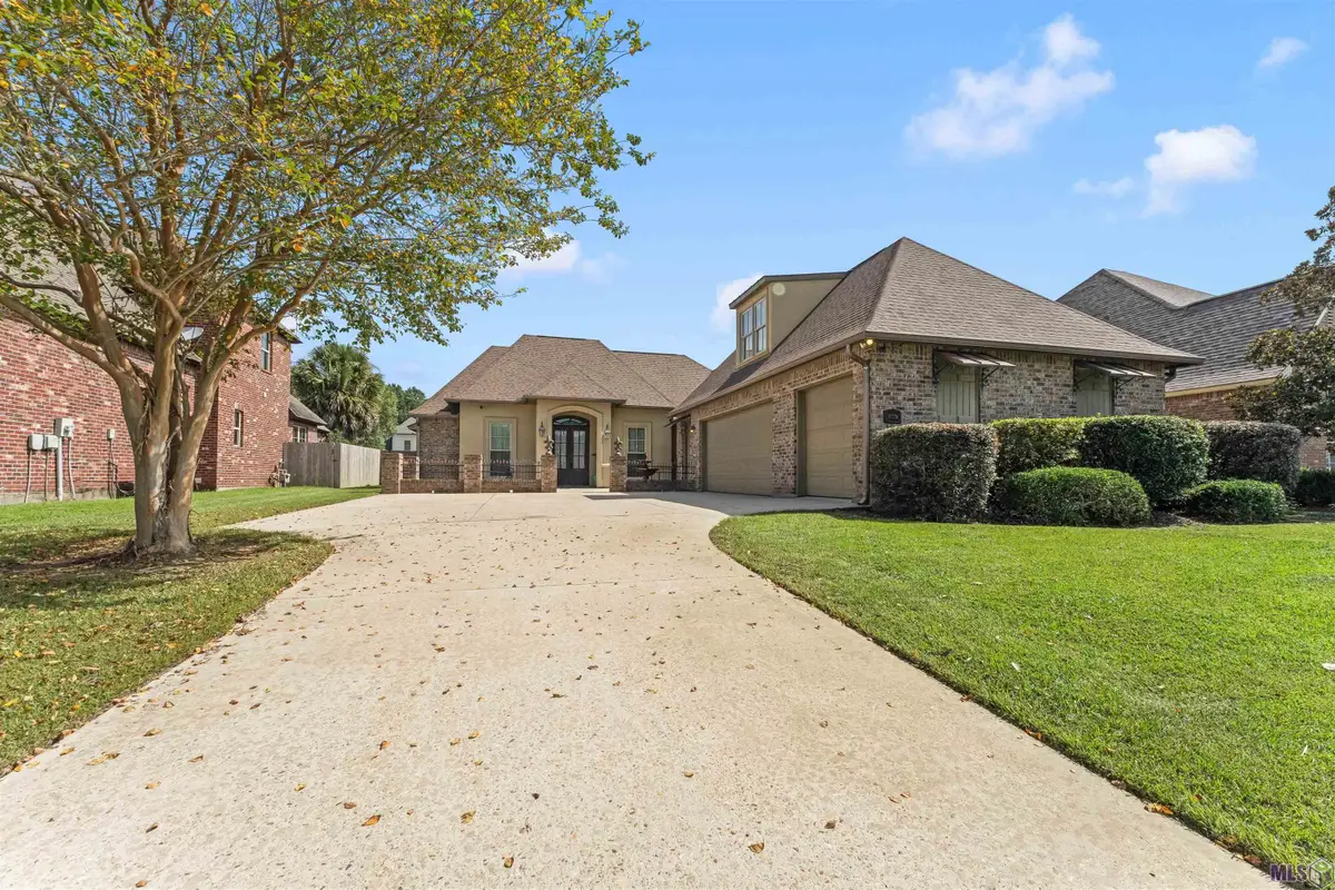 37276 Renaissance Dr, Prairieville, LA 70769 - #1