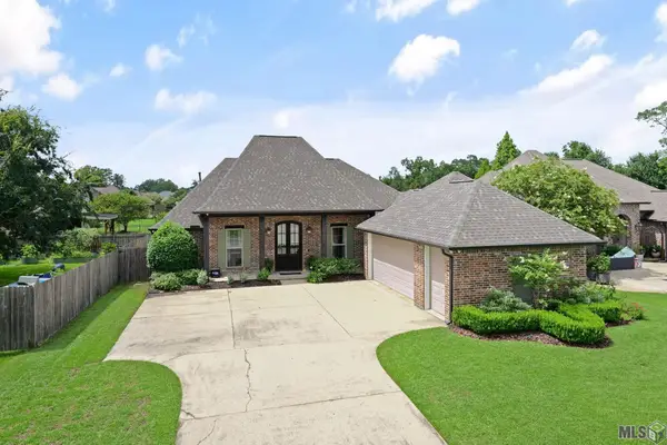 38086 Valley Woods Ct, Prairieville, LA 70769
