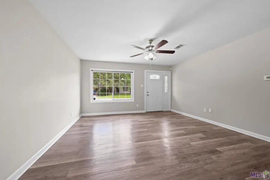 4092 Fleet Dr, Baton Rouge, LA 70809 - #3