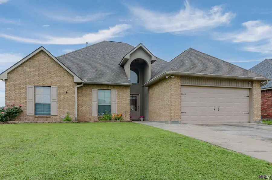 26339 Poplar Glen Dr, Denham Springs, LA 70726 - #2