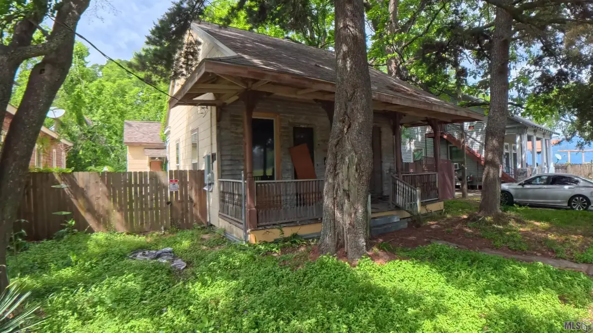 1029 Charles T Smith Drive, Baton Rouge, LA 70802 - #1