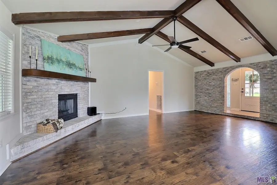9063 Cedar Springs Ave, Denham Springs, LA 70726 - #3