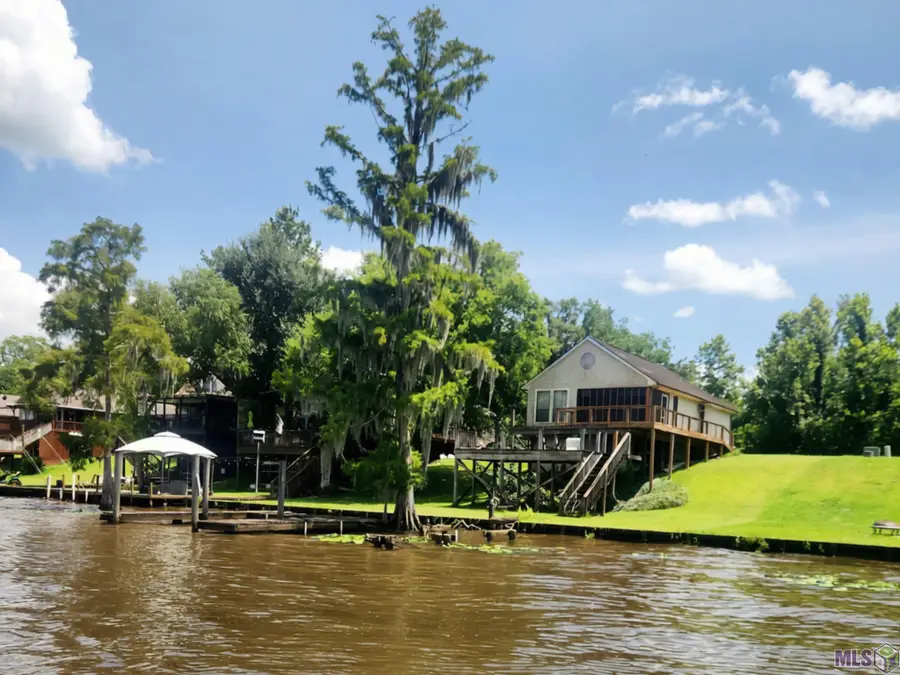 21198 Diversion Canal Rd, Maurepas, LA 70449 - #2