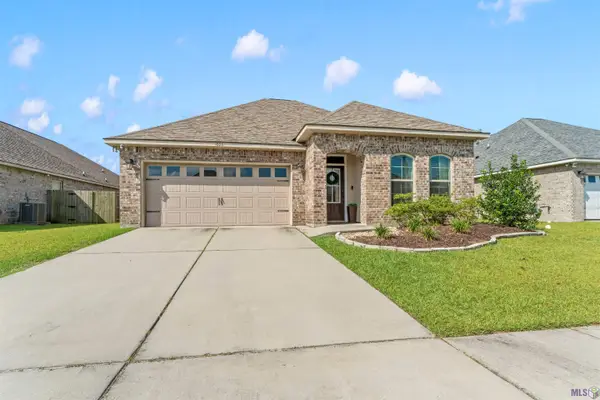 1023 Elliston Dr, Gonzales, LA 70737
