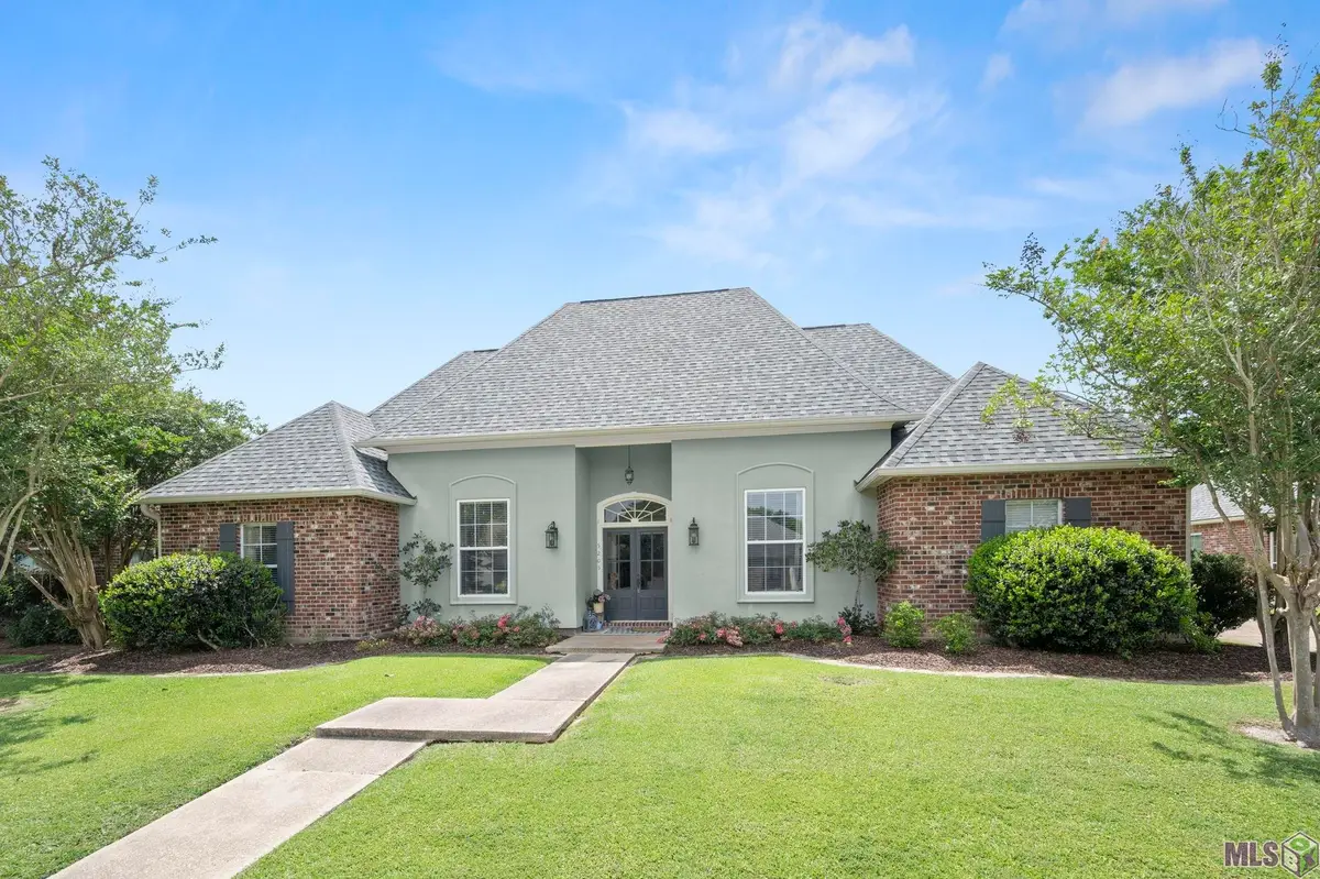 5205 Prairieview Dr, Zachary, LA 70791 - #1
