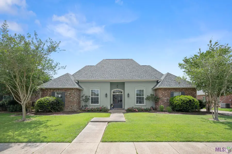5205 Prairieview Dr, Zachary, LA 70791 - #2