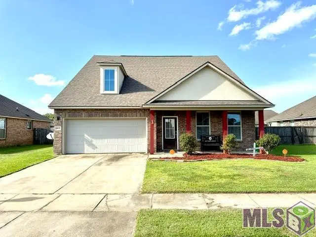 8895 Cherry Laurel Ave, Zachary, LA 70791 - #1