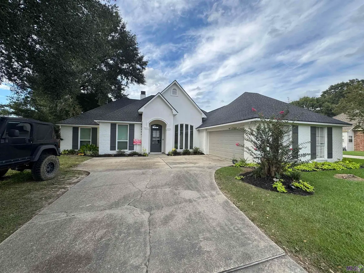 37286 Overland Trail, Prairieville, LA 70739 - #1